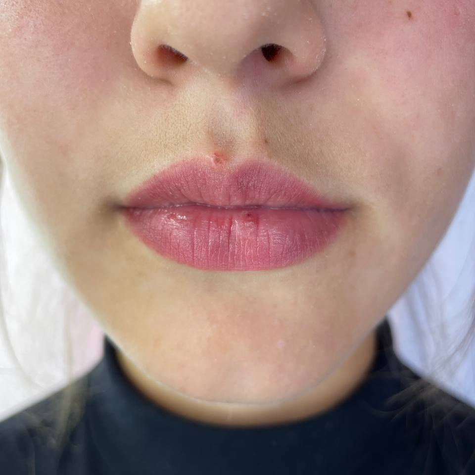 Healed lip PMU with a FACE Paris and Cherry pigment mix