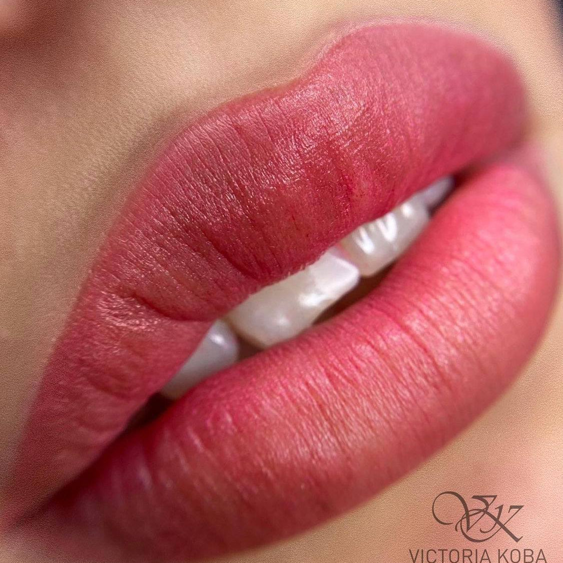 Lip PMU with a FACE Tokyo and Apricot pigment mix