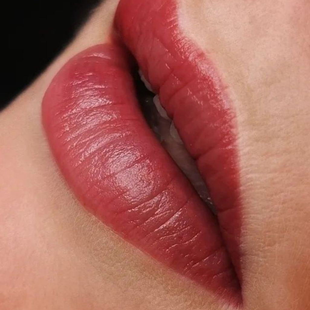 Lip blush met een mix van FACE Chili en Caramel