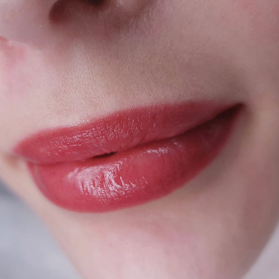 Lip Blush mit einer Mischung aus FACE Blush und Paprika