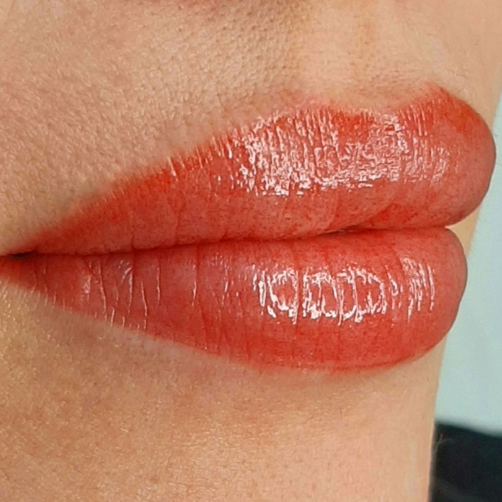 Warmrode lippen met FACE Chili, vers resultaat