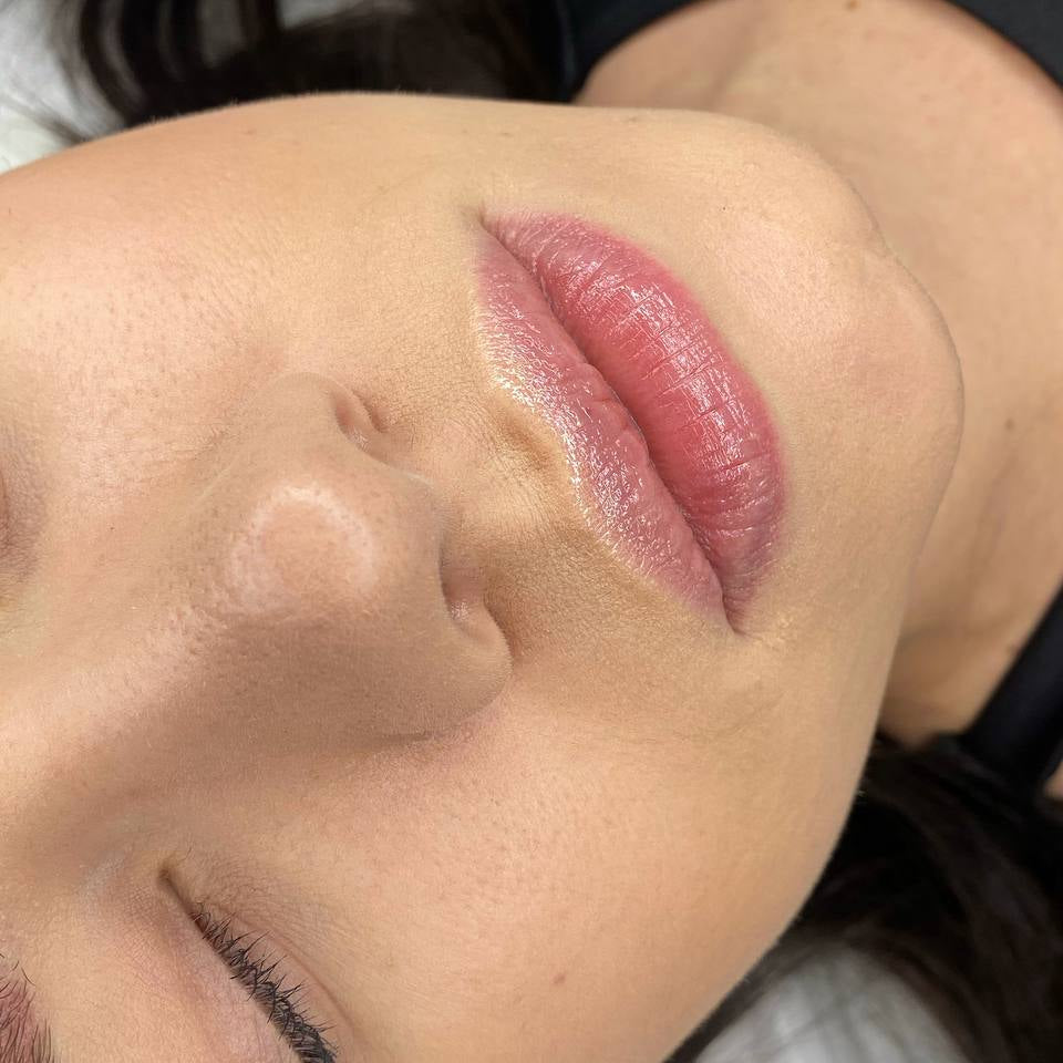 Healed lip PMU with a FACE Sherbet and Jennifer pigment mix