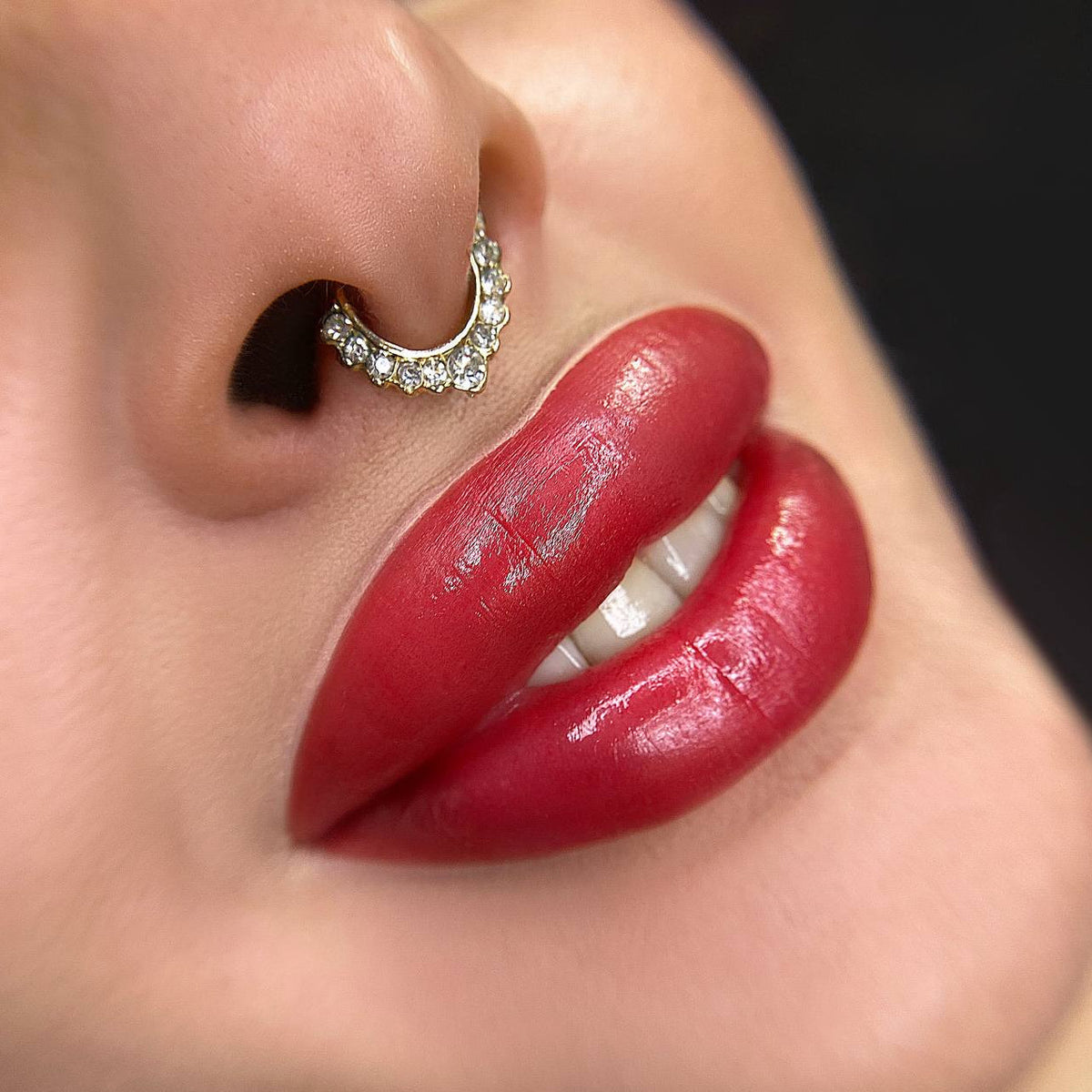 Lip-PMU met een mix van FACE Cherry, Caramel en Apricot