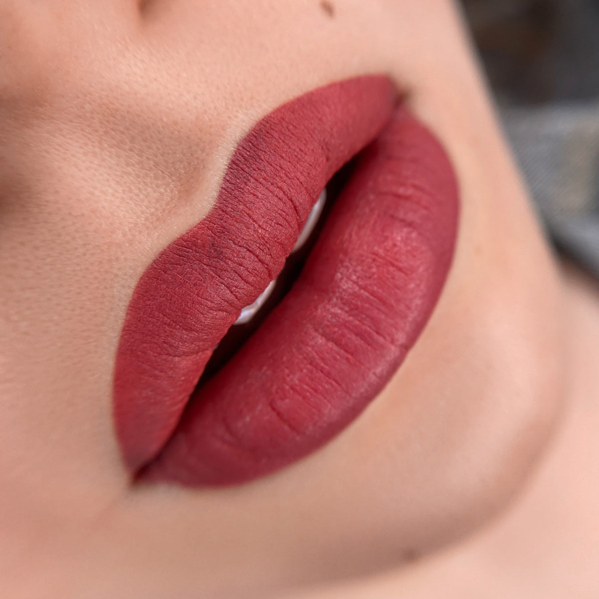 Lip Blush mit einer Mischung aus FACE Carrie und Charlotte