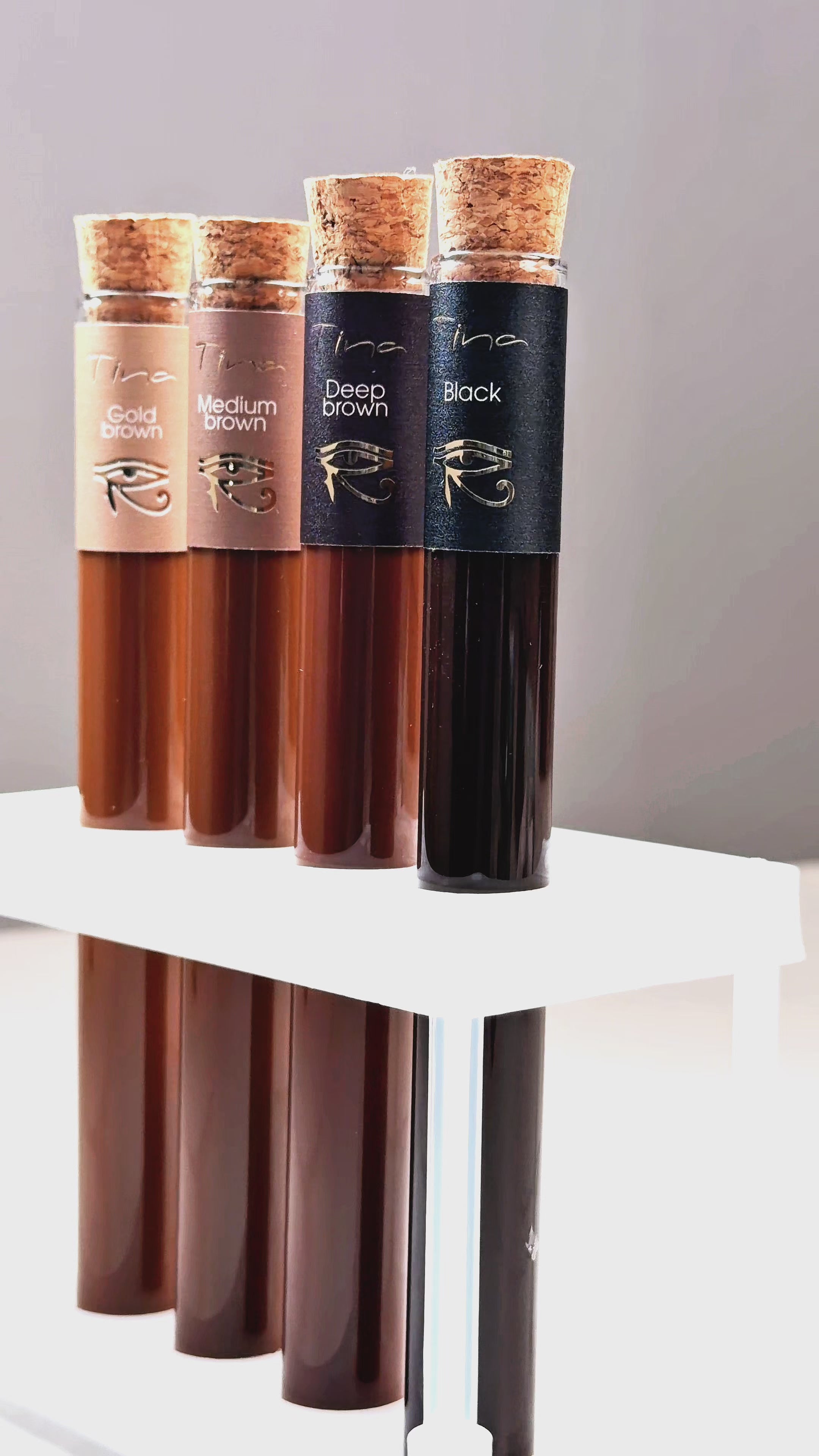 Load video: Biocolors Gold Brown 10 ml – Eyelid Pigments
