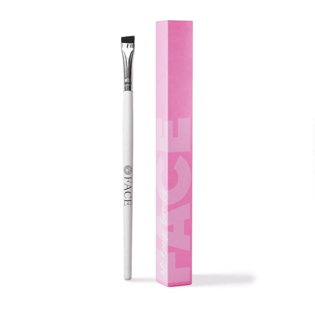 FACE – Makeup Brush 03 (Angled)